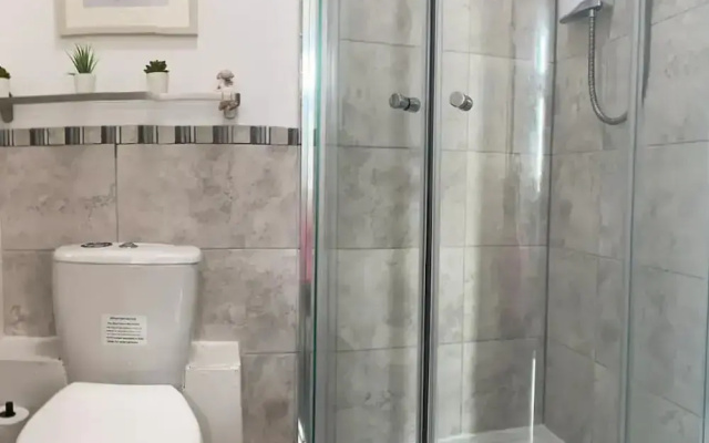 2-bed Historic Apartment in old Town Edinburgh