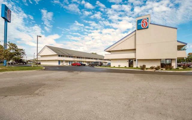 Super 8 Grove City OH