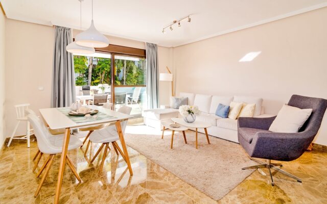 GH-Beautiful 2 bedroom apt small pool