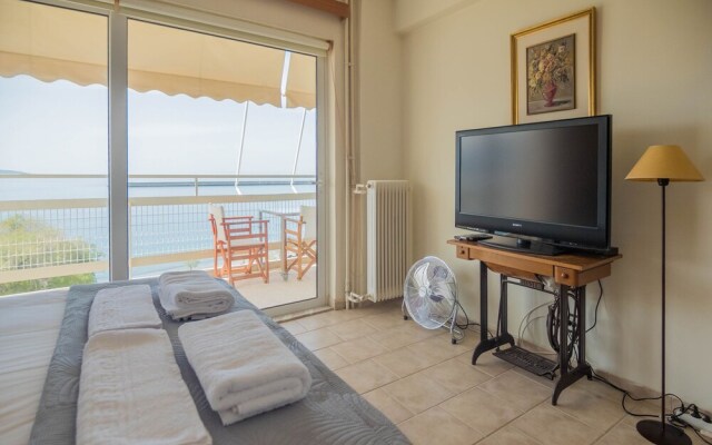 Seafront Apartment Grace