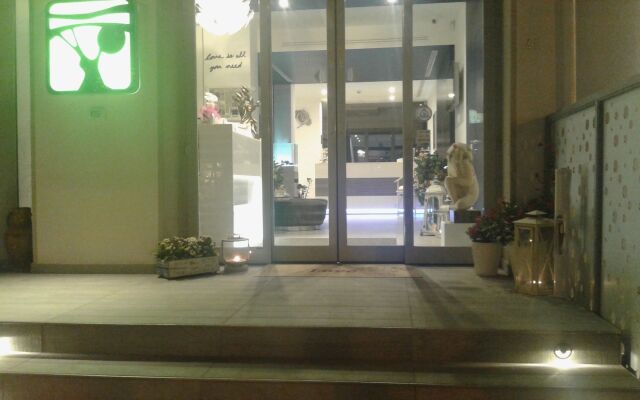 Hotel Madal
