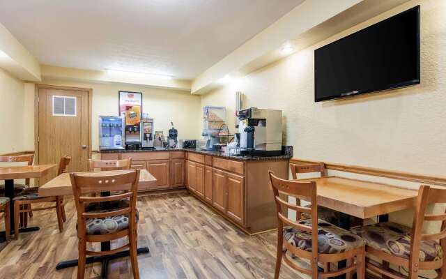 Econo Lodge Cloverdale