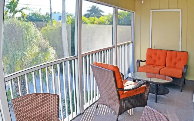 Holiday House 3