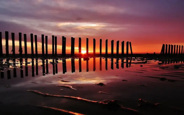 Sunlit Villa with Sauna in Nes