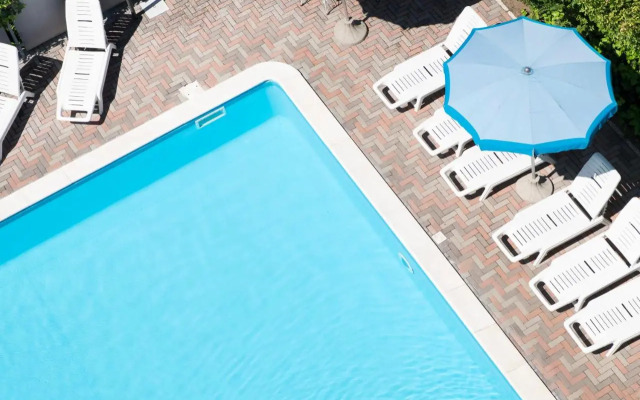 Hotel Dasamo - Dada Hotels