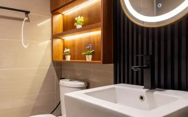 Modern Luxury 1BR in Venice Mckinley