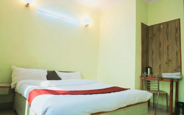 Hotel Shaurya