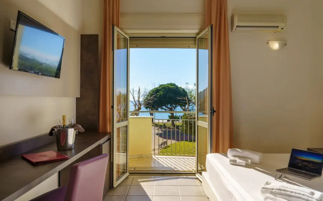 Hotel Tirreno