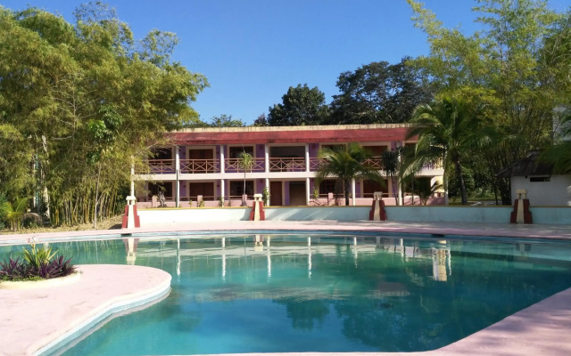 Hotel Debliz Xpujil