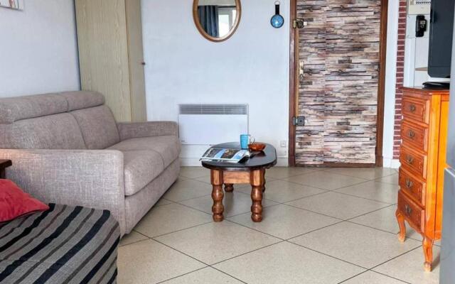 Appartement Le Lavandou, 1 pièce, 3 personnes - FR-1-251-208