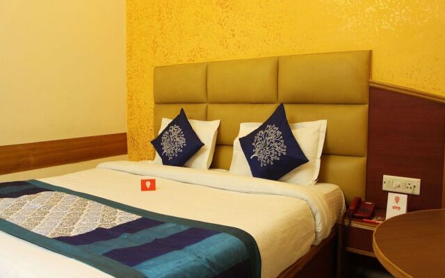 Chutney Merry Hotel