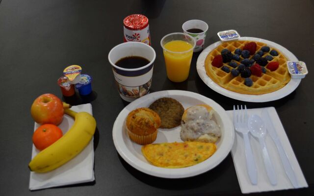 Best Western Plus Lytle Inn & Suites