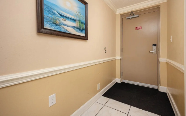 Phoenix X 1013 3 Bedroom Condo