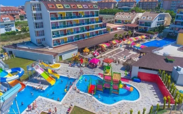 Side Win Hotel & Spa