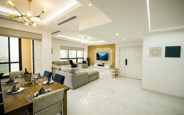 PalmBay JBR 4 bedroom sea view apartment