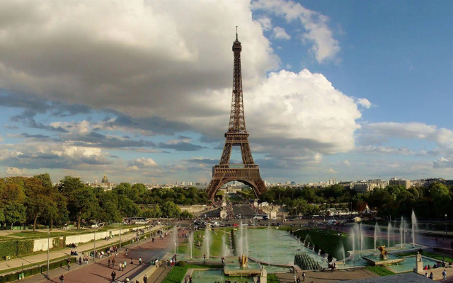 Hotel Le Cercle Tour Eiffel