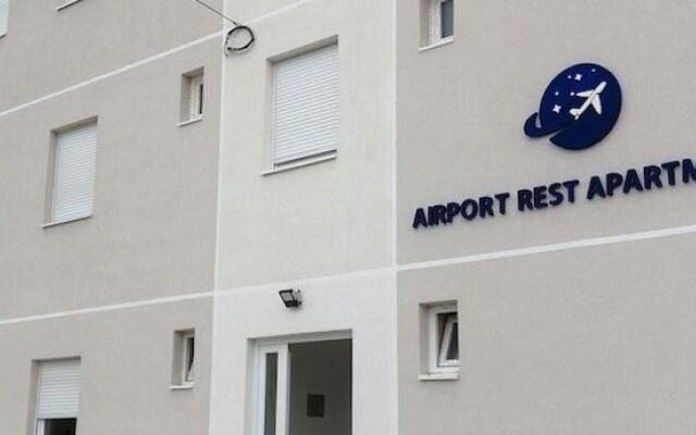 Airport Rest Apartments