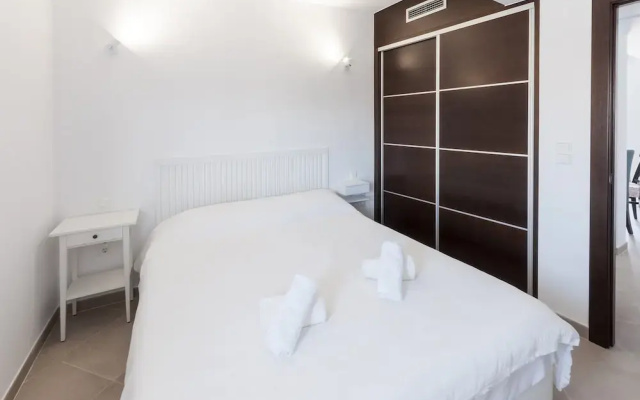 Sea Pearl - Apartment In Daimus. Free Wifi