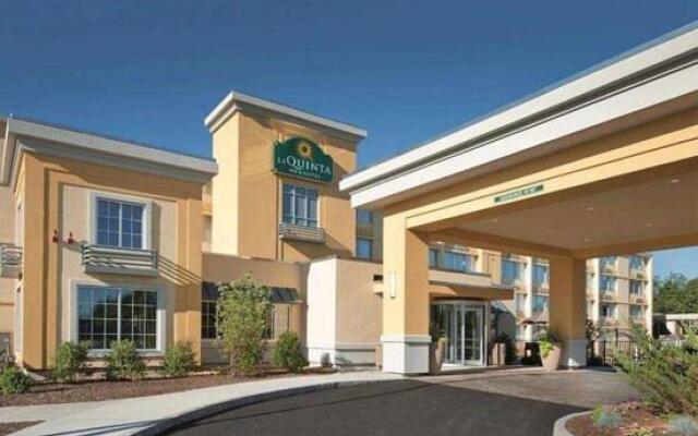 La Quinta Inn & Suites by Wyndham Manchester / Arnold AFB