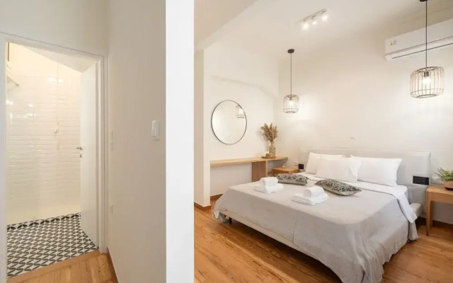 Modern Luxurious Apartment in the Heart of Athens