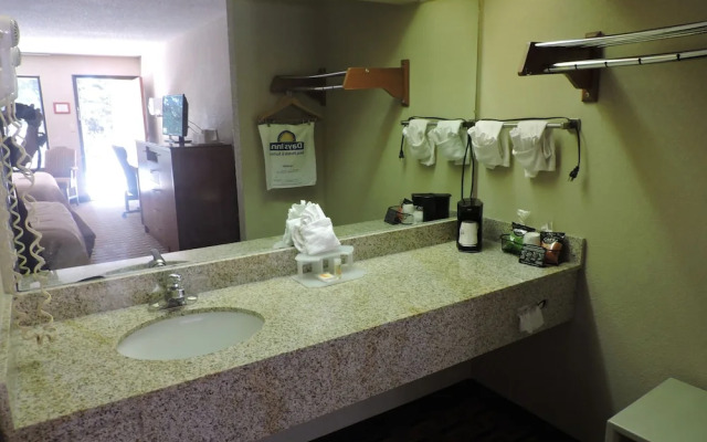 Days Inn Conover-Hickory
