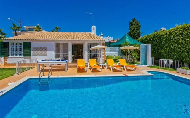 Villa Eliza by Villa Plus