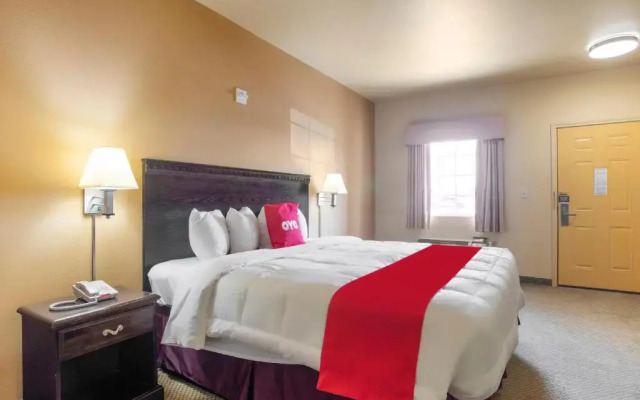 OYO Hotel Valley View TX, I-35