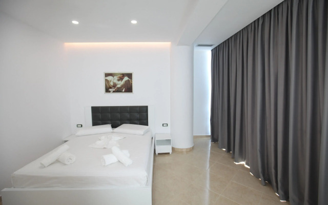 Nika Hotel