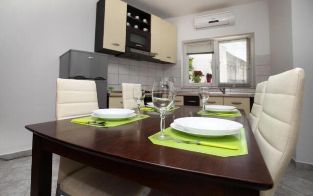 Apartment Lidija