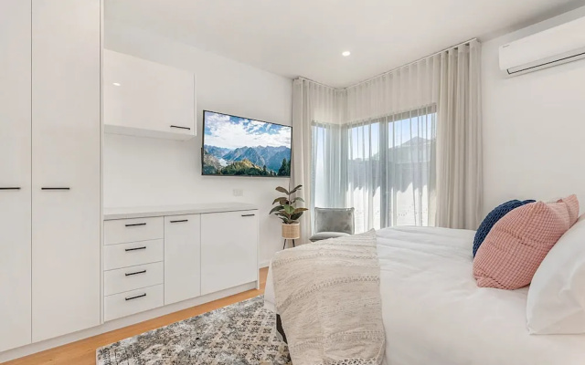 Gorgeous 3-bed House With Spacious Shared Backyard – Guest Rooms – Melbourne