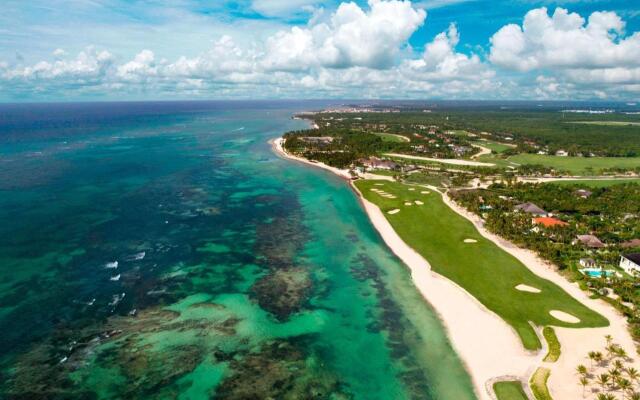 Four Points by Sheraton Puntacana Village