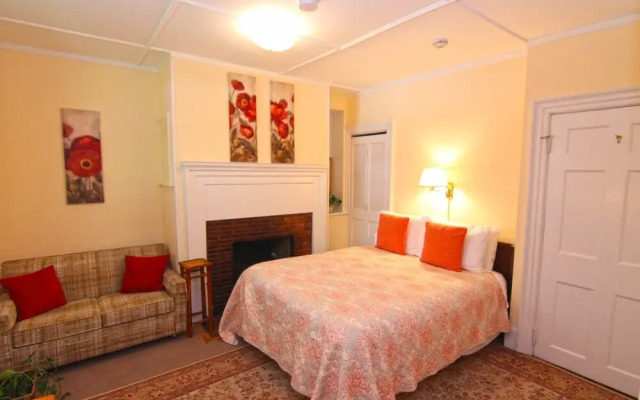 White Horse Inn