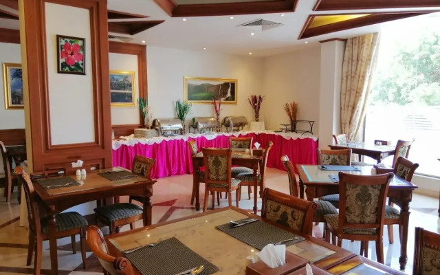 Dmas Hotel
