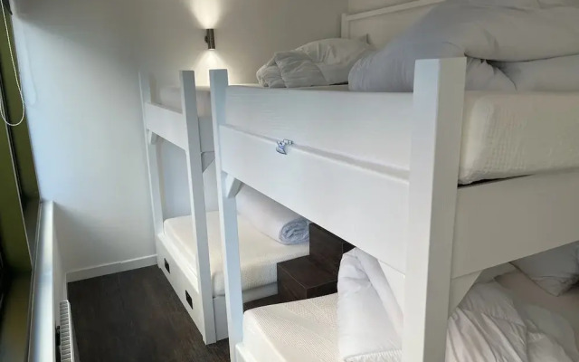 The Bling Hotel by UStay