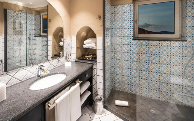 Therasia Resort Sea & Spa - The Leading Hotels of the World
