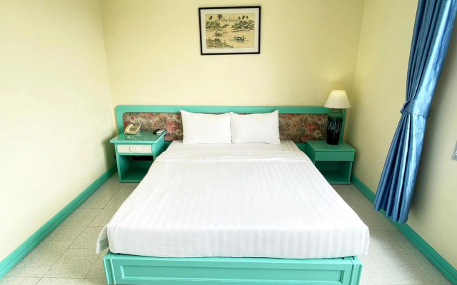 Bat Dat Hotel – Guest Rooms – Ho Chi Minh City