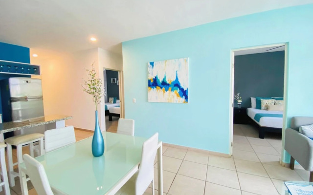 Bambu Residencial with Pool Near Beach