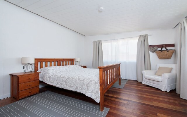 Sea Urchin 9 Sandy Point Road