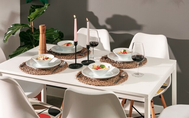 Habita Property 3 Bedroom House Parking