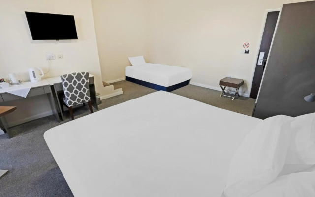 Baltimore Hotel