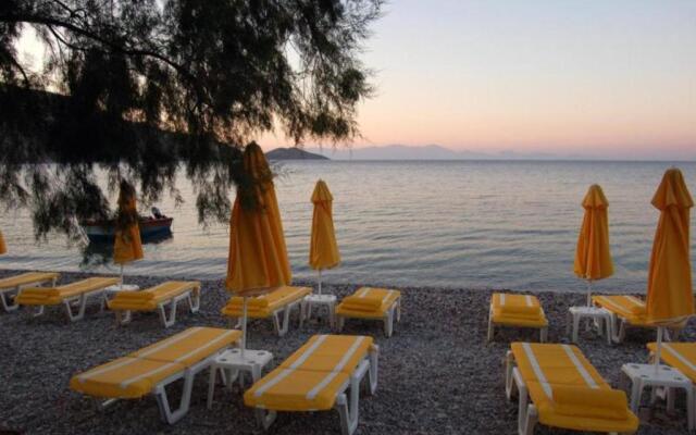 Livadia Beach Studio B