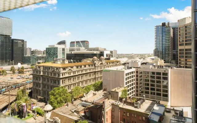 2BEDS Melbourne Central|Crown Casino|Colin|S Cross