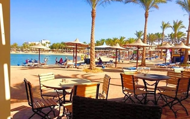 View Aqua Apartments & suites