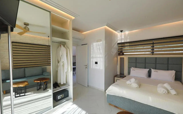 Beach Walk Luxury Suites
