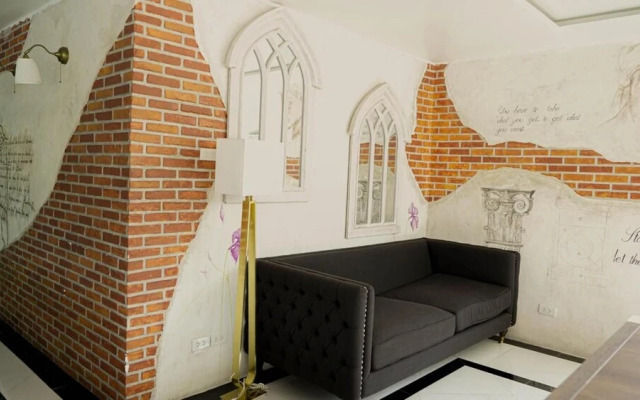RoomQuest Bangkok Sukhumvit 107