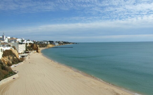 Private 2 Bed Apartment in Albufeira Old Town