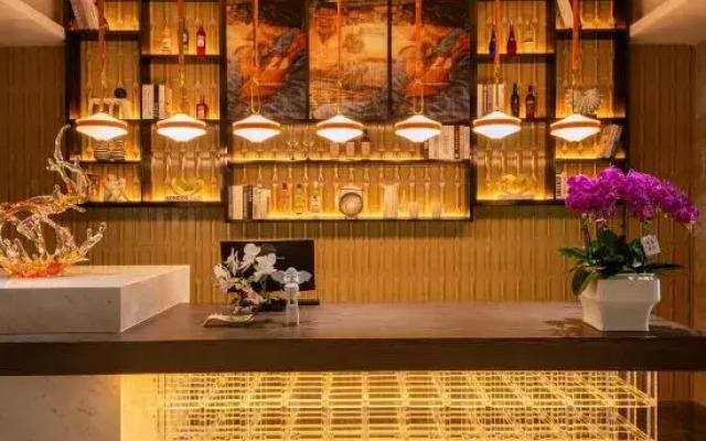 XianYang QinHuang JiaRi Hotel