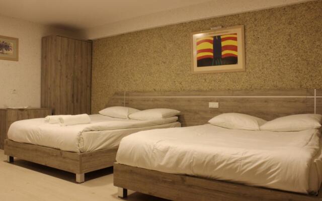 Tavşanlı Otel