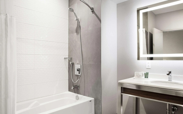 Hilton Montreal Laval