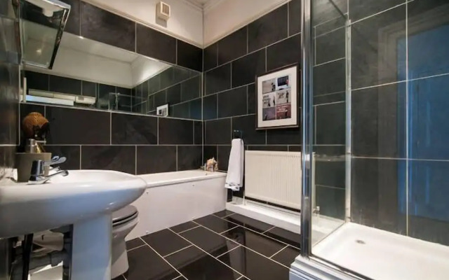 Queens Circus Serviced Apartment